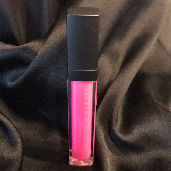 Le Metier De Beaute Lip Cream STATEMENT - Picture 2 of 4
